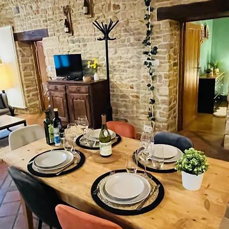 Le Clos Du Chaignot - Homillesime Lägenhet *